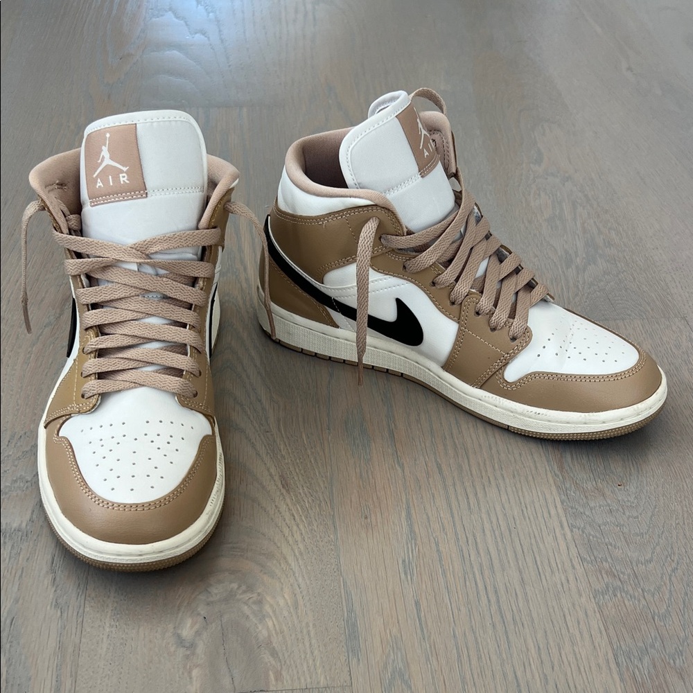Jordan 1 Mid SE Tan & White (Desert Sail) Sneakers Women’s Size 8